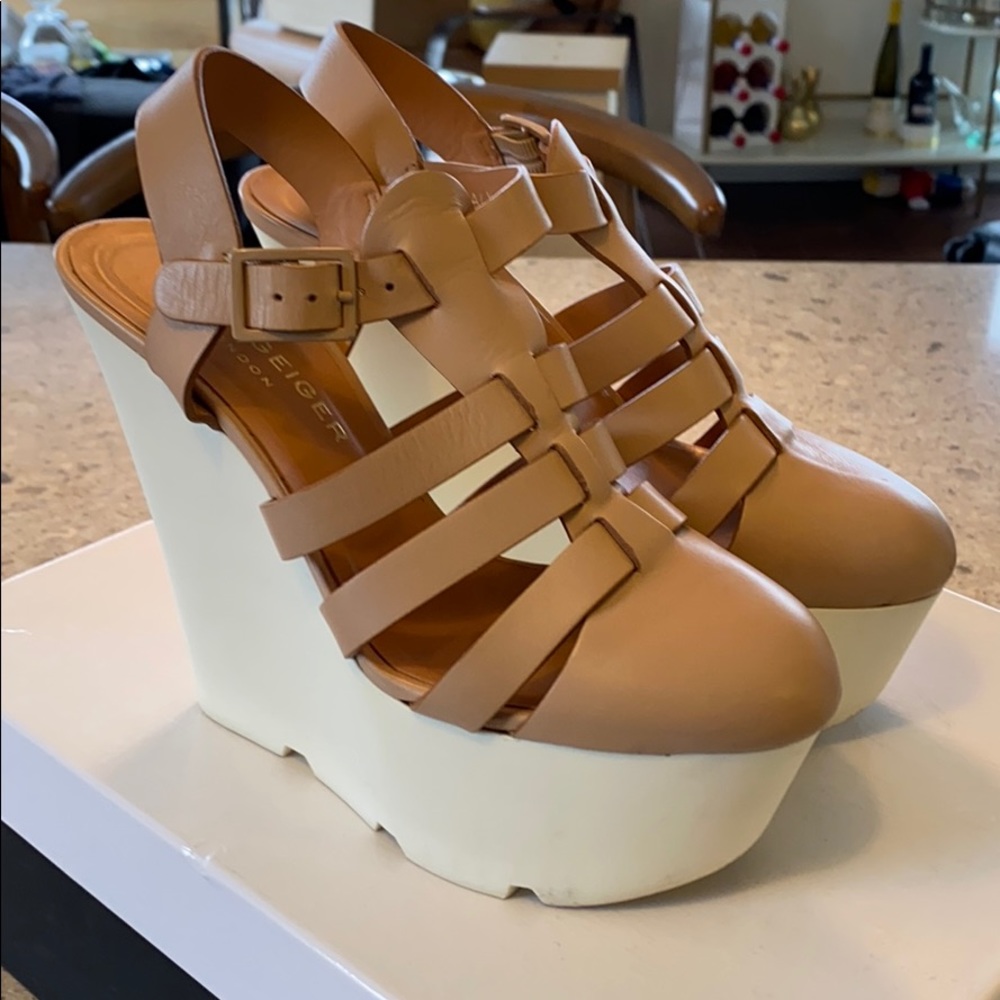 COPY - Kurt Geiger London Games Sandal Wedge Size 37